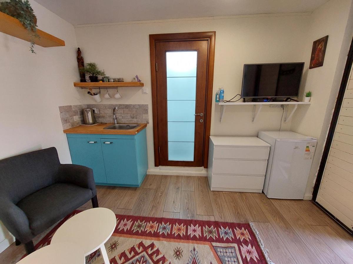 כפר ורדים Cute Guest Room מראה חיצוני תמונה